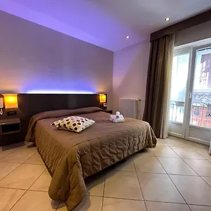 Bb 10 Serpotta - Palazzo Riolo & Restaurant Guest house