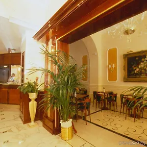 *** Hotel Quisisana Italy